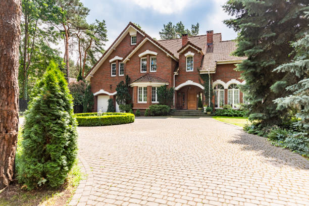 Best Local Driveway Pavers  in Enetai, WA