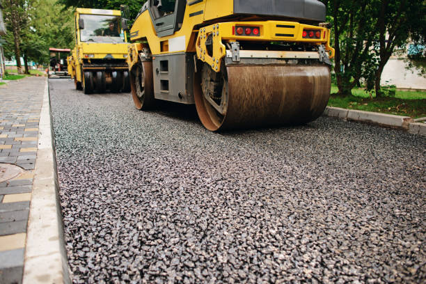 Best Driveway Paving Contractor  in Enetai, WA
